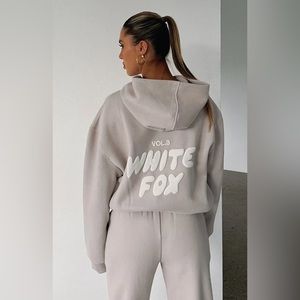 White fox viral tiktok hoodie 🖤